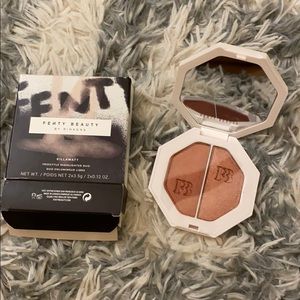 Fenty Beauty Makeup - Fenty Beauty Killwatt Freestyle Highlighter Duo Fenty Beauty Makeup - Fenty Beauty Killwatt Freestyle Highlighter Duo